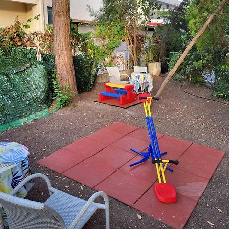 Hotel Agni -Enoikiazomena Diamerizmata Kallithea  ภายนอก รูปภาพ