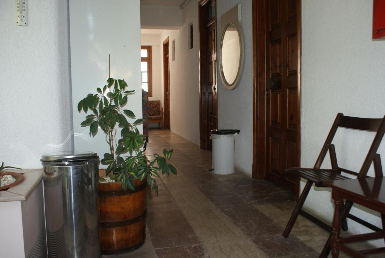 Hotel Agni -Enoikiazomena Diamerizmata Kallithea  ภายนอก รูปภาพ