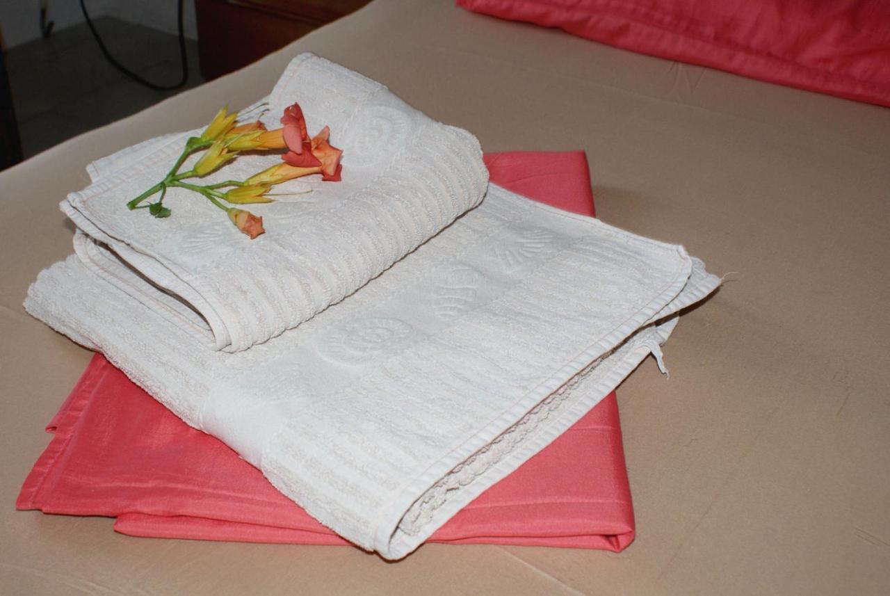 Hotel Agni -Enoikiazomena Diamerizmata Kallithea  ภายนอก รูปภาพ