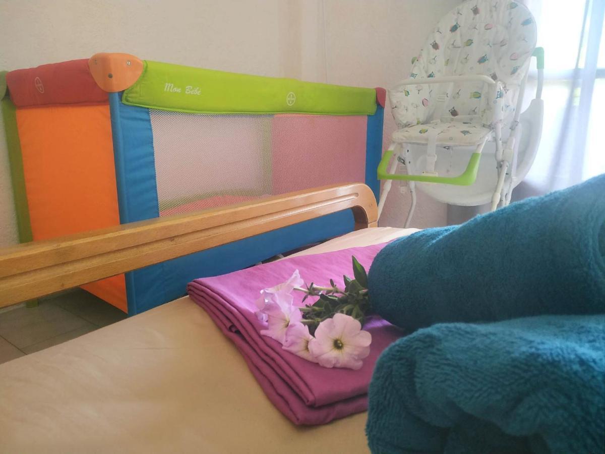 Hotel Agni -Enoikiazomena Diamerizmata Kallithea  ภายนอก รูปภาพ