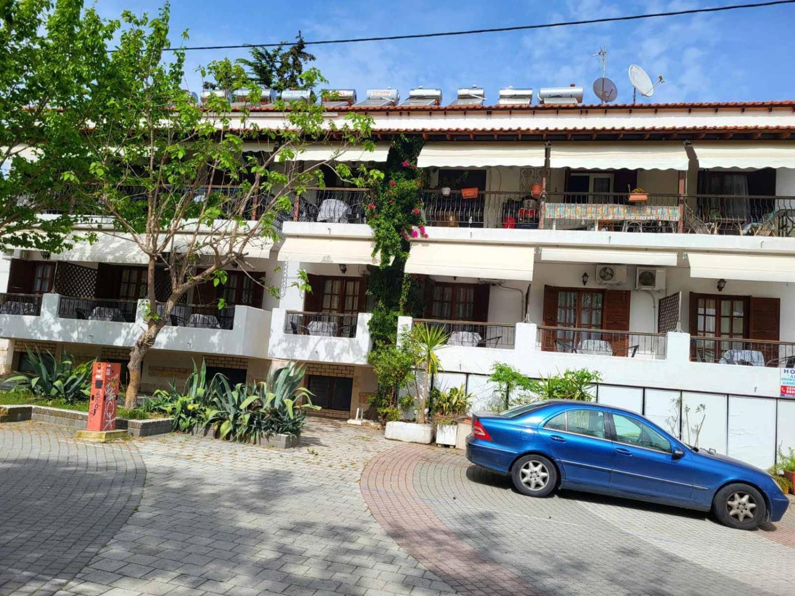 Hotel Agni -Enoikiazomena Diamerizmata Kallithea  ภายนอก รูปภาพ